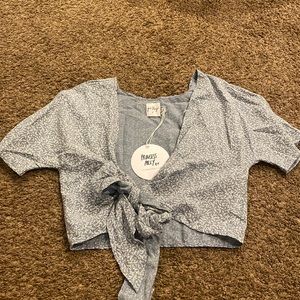 Princess Polly tie front going out too